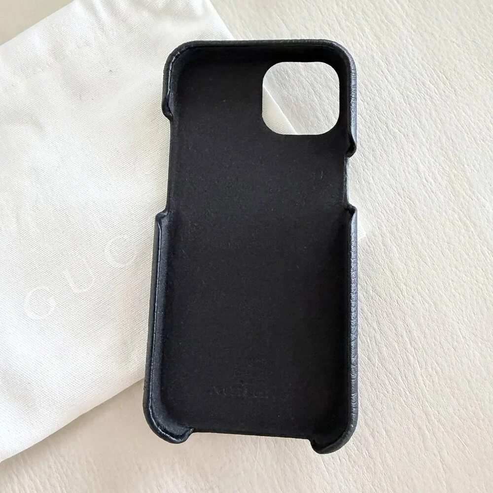 NEW GUCCI Piuma Calfskin Jumbo GG Embossed iPhone 15 Phone Case Black